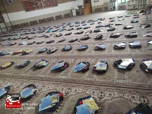 اهدای ۱۵۰ بسته لوازم&zwnj;التحریر به دانش&zwnj;آموزان نیازمند شهر مرزی تایباد