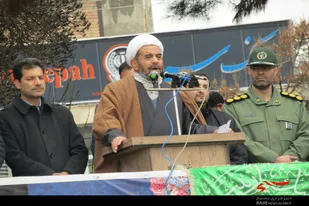 به برکت حضور مردم و امدادهای خداوند انقلاب در اوج اقتدار و عزت است