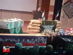 جهاد تبیین، موجب ریل گذاری انقلاب در مسیر اصلی خود می شود