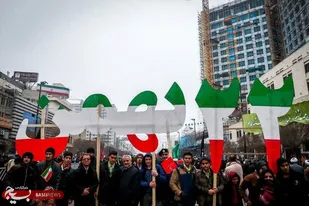 سازمان بسیج هنرمندان استان خوزستان با صدور بیانیه&zwnj;ای از اقشار مختلف مردم و به خصوص هنرمندان همیشه در صحنه استان برای شرکت در راهپیمایی ۲۲ بهمن دعوت کرد.