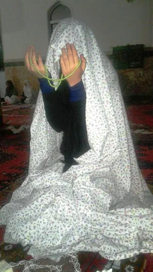 ۱۰۰ دانش آموز دختر معتكف گلپایگانی میثاق نامه حجاب بستند