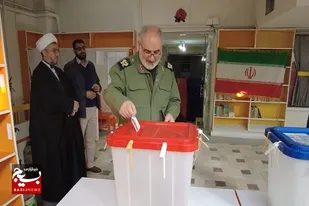 فرماندهی و نمایندگی ولی فقیه در سپاه استان همدان رأی خود را به صندوق انداختند
