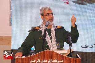 امروز محور مقاومت پیروزمندانه و با اقتدار در مقابل ظلم ایستاده است و با رژیم صهیونیستی و استکبار مبارزه کند