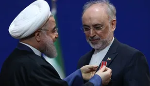 گیرنده نشان شجاعت، از رسانه&zwnj;های حامی دولت حذف شد +تصاویر