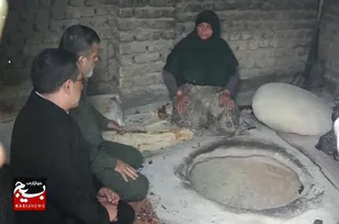 ۶۰تنور نان در میدان خدمت/مردم دیال&zwnj;آباد بار دیگر روحیه همدلی و حمایت از جبهه مقاومت را به نمایش گذاشتند