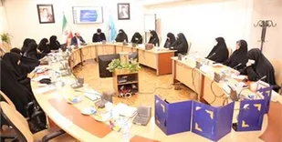 نشست قرارگاه زن و خانواده با محوریت هیئت اندیشه&zwnj;ورز برگزار شد
