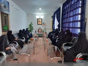 دیدار و جلسه بسیجیان پایگاه بسیج خواهران ام الشهدا مسجد جامع شیروان و  مادران شهدا با امام جمعه شهرستان