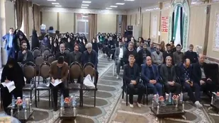 تجهیز۱۰۰ کتابخانه کلاسی مدارس آذربایجان شرقی