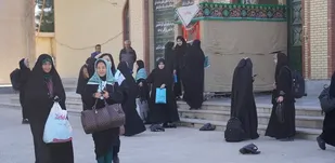 اردوی راهیان نور دانشجویان دختر دانشگاههای استان به مناطق عملیاتی جنوب کشور آغاز شد