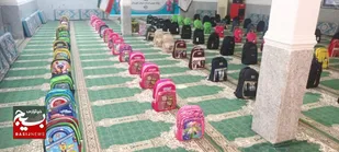 &laquo;مِهر&raquo; مهربانی در هفتکل/توزیع بسته&zwnj;های نوشت&zwnj;افزار به دانش&zwnj;آموزان کم&zwnj;برخوردار