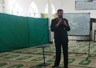 دشمن درصدد کمرنگ کردن حضور جوانان در مساجد است