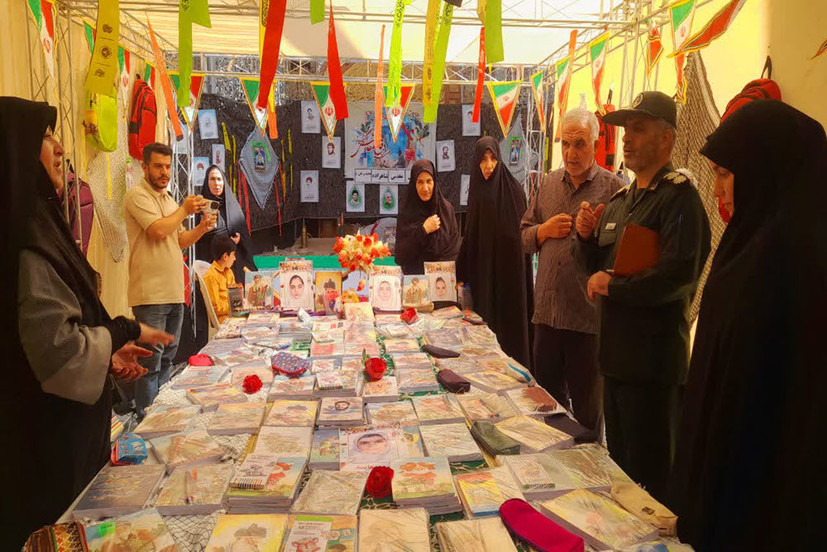 توزیع ۲۲۵ بسته لوازم تحریر بین دانش آموزان نیازمند شهرستان نهاوند