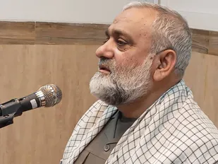 با وجود دشمنی های  زیاد ، انقلاب ، کشور را پیش برد/ انقلاب اسلامی با این عظمت نگهبان می خواهد