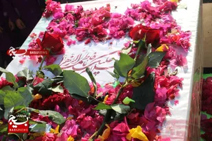تجدید میثاق دانش&zwnj;آموزان آبدانی با آلاله دفاع مقدس