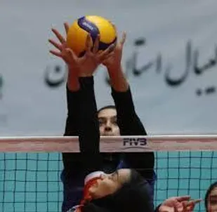 قهرمانی تیم والیبال دختران اصفهان در مسابقات زیر ۱۶ سال کشور در شاهرود