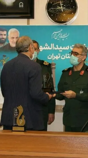 تجلیل از نخبگان علمی پژوهشی استان تهران / رونمایی از تندیس شهید دکتر فخری زاده