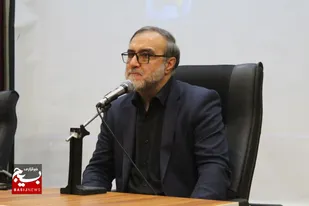 هر شناوری برای عبور از تنگه هرمز باید با زبان فارسی خود را معرفی کند