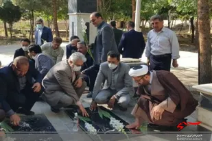 آیین عطر افشانی گلزار شهدای میامی برگزار شد