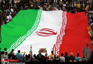 ملت ایران با هوشیاری کم نظیر خویش دشمنان انقلاب را ناکام می&zwnj;گذارند /تمام قد پای تحقق آرمان&zwnj;ها ایستاده ایم