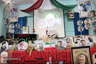 یادواره شهید سلیمانی و شهید شاخص دبستان شاهد جلالی خمینی شهر