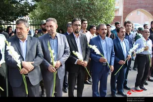 غبارروبی گلزار مطهر شهر سامان