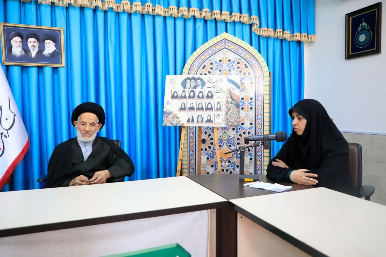 دشمن شکست خورده در جنگ نظامی، به ارزش‌های فرهنگی جامعه هجوم آورده است