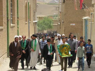 حضور خادمان حرم رضوی در شهرستان کیار