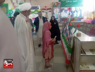 برگزاری نمایشگاه&zwnj;های فرهنگی به مناسبت دهه مبارک فجر در بزمان