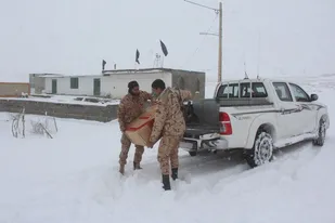 خدمت رسانی گروه های جهادی تیپ سپاه انصارالرضا علیه السلام در روستاهای شهرستان درمیان