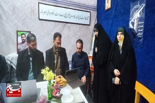 بازدید مسئولان از غرفه پایگاه شهیده نیازفر همدان در نمایشگاه اسوه فاطمی تهران