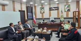 دیدار مدیر عامل شرکت فولاد اکسین خوزستان با فرمانده نیروی انتظامی استان