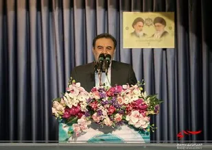 افتتاح و کلنگ&zwnj;زنی ۳۷۰ پروژه به مناسبت دهه فجر در لرستان