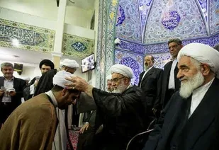 فراخوان جذب طلبه در حوزه علمیه آیت الله جلالی خمینی(ره) اعلام شد/ عمامه گذاری طلاب توسط رئیس دفتر مقام معظم رهبری انجام می&zwnj;شود
