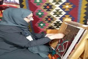 پشتکار و خلاقیت اسرار موفقیت در عرصه صنایع دستی است