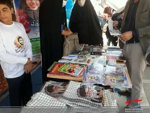 موکب هنری و نمایشگاه کتاب و محصولات فرهنگی در دهاقان برپاشد