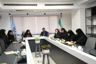 معاون فناوری و نوآوری وزارت علوم:
اندیشکده &laquo;بانوان و تحکیم خانواده&raquo; در وزارت علوم تشکیل شد
