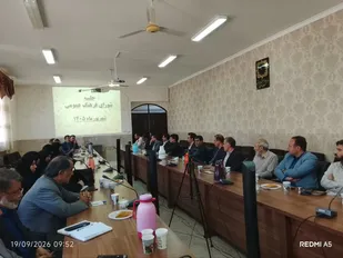 نمایشگاه ۷۰ اثر هنرهای تجسمی هفته دفاع مقدس در قصرشیرین افتتاح شد