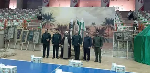 توزیع بسته های کمک مومنانه به مناسبت عید غدیر توسط سپاه حضرت نبی اکرم (ص) کرمانشاه