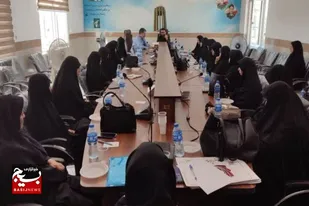 نگاه و نقشه دشمن تخریب و نابودی جایگاه زن در دنیا است