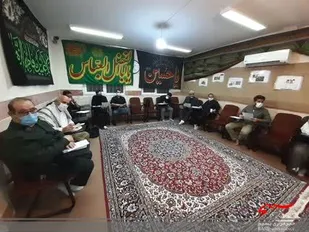 برگزاری نشست فرماندهان پایگاه و شورای اندیشه ورز قم