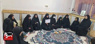 دیدار صمیمی خواهران بسیجی با خانواده شهید &laquo;میثم حسینی&raquo; در گتوند