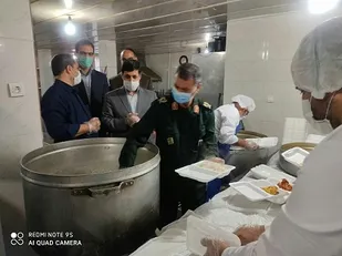 توزیع ۴۰ هزار پرس غذای گرم در بین نیازمندان کردستانی