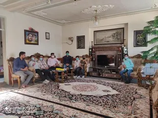 دیدار با خانواده شهیدان مطلبی و بختیاری در جونقان