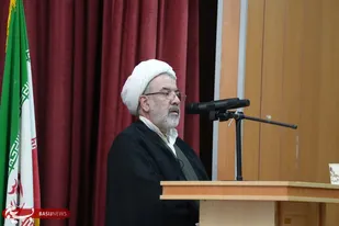 مأموریت فرزندان علی و فاطمه دفاع از ایمان در خط نه شرقی نه غربی/دانشجویان و طلاب، پرچمداران رهایی بشر در مکتب فاطمه و علی(ع)