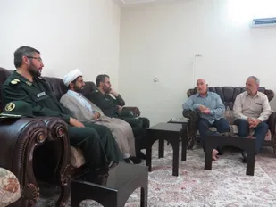 آزادگان با صبر و استقامت خود به اسلام و انقلاب آبرو دادند