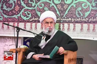 عالمان دینی، چراغ راه هدایت جامعه&zwnj;اند