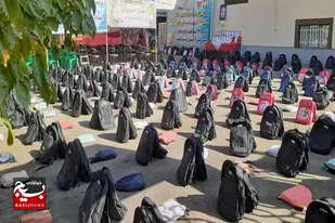 برگزاری رزمایش اهداء و توزیع ۱۳۰۰ بسته کیف و لوازم&zwnj;التحریر بین دانش&zwnj;آموزان نیازمند در کبودراهنگ