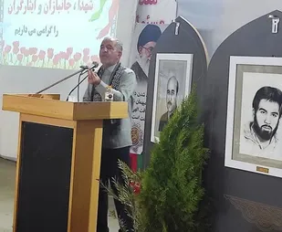 قدردانی همرزم شهید   سلیمانی از عوامل برگزاری نمایشگاه ویژه نقاشی پرتره شهداء