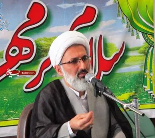 مشکلات اقتصادی امروز، به دلیل فاصله گرفتن مسئولان از مبانی اقتصادی اسلامی است
