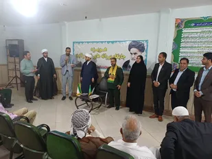 نشست هم&zwnj;اندیشی مربیان و پیشکسوتان قرآنی و تجلیل از فعالان قرآنی شهرستان هویزه